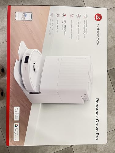 roborock Qrevo Pro Saugroboter mit Wischfunktion&Hebarem Wischmopp, FlexiArm Design™ Kantenreinigung, 7.000 Pa, 60 °C Heißwasser-Moppwäsche, Individuelle Teppichstrategie(Schwarz)
