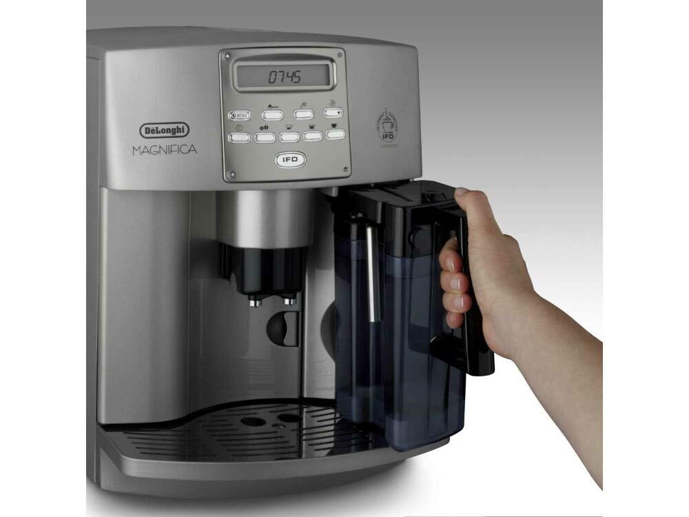 De'Longhi Magnifica ESAM 3500.S Kaffeevollautomat mit Milchaufschäumdüse für Cappuccino, mit Espresso Direktwahltaste, 2-Tassen-Funktion, großer 1,8 Liter Wassertank, Grau/Silber