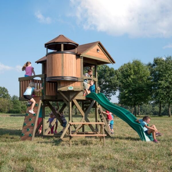 Backyard Discovery Eagles Nest Playhouse